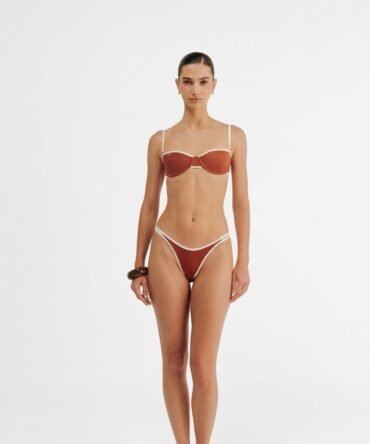 Picos de la sierra bikini